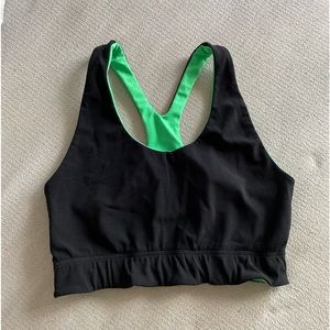 Sports bra/ crop top, reversible, black and neon green, medium impact, size L